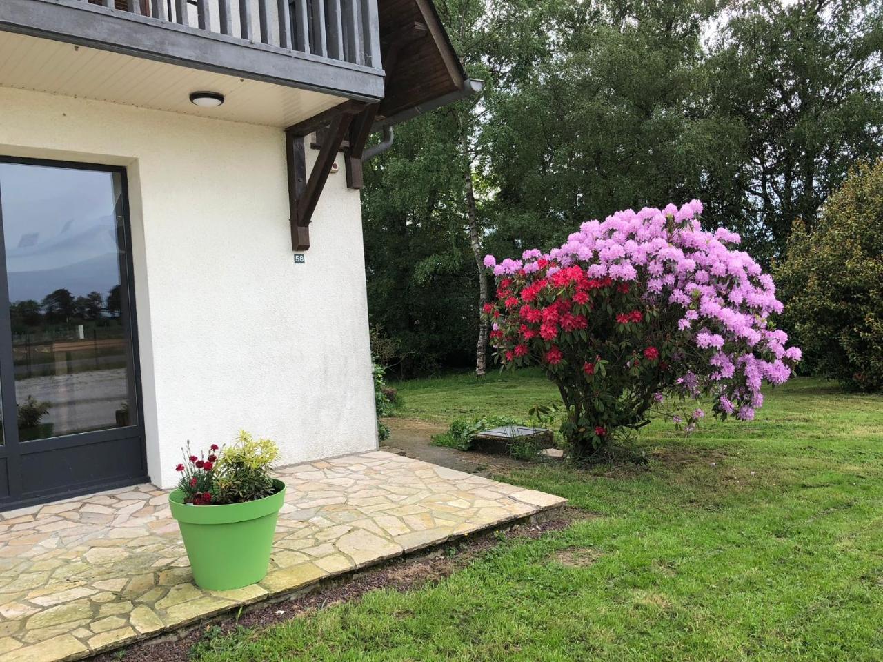 La Cle Des Champs Hotel Le Teilleul Екстериор снимка