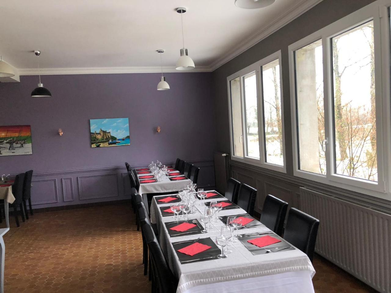 La Cle Des Champs Hotel Le Teilleul Екстериор снимка